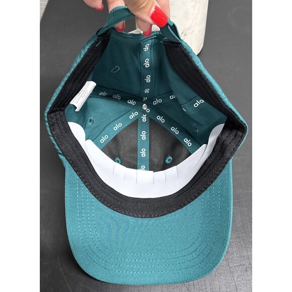 Alo Yoga Off-Duty Soft Cap Green Adjustable Hat Peaked Sun Hat Baseball … - Picture 7 of 8